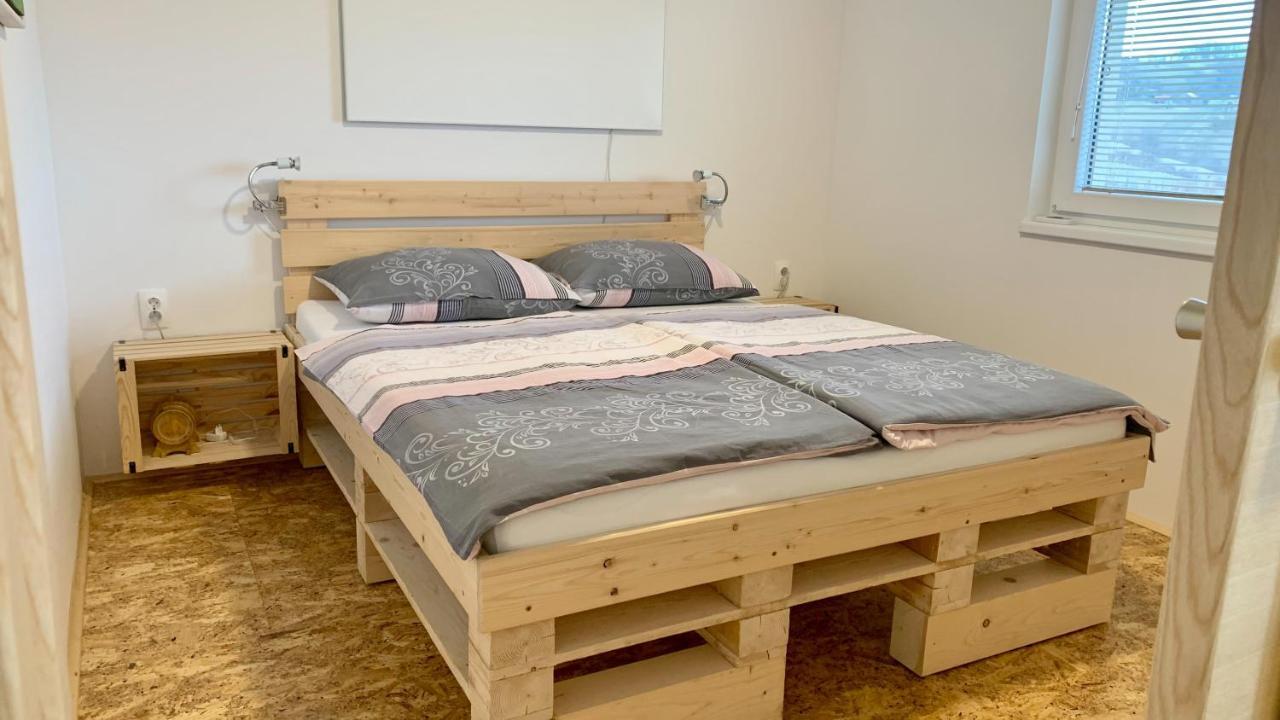 Holiday House Zlacka Gorca Pristava pri Mestinju Kültér fotó