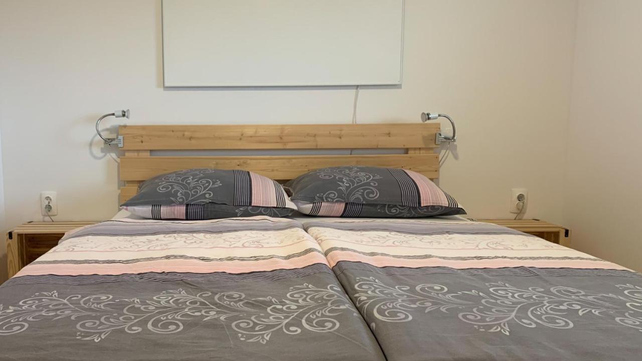 Holiday House Zlacka Gorca Pristava pri Mestinju Kültér fotó